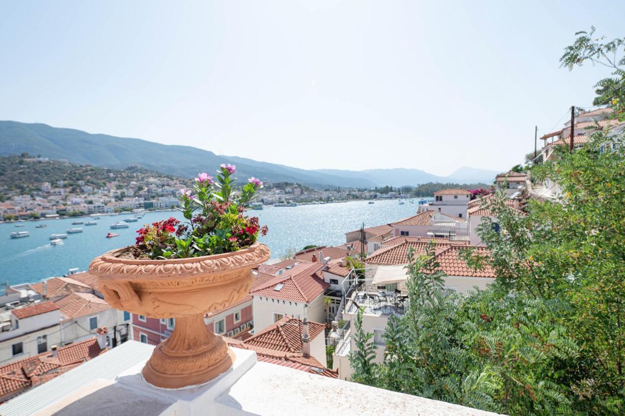 Traditional House Under The Clock Tower With Sweet View Poros Town Buitenkant foto