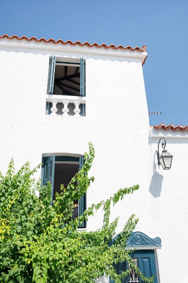 Traditional House Under The Clock Tower With Sweet View Poros Town Buitenkant foto