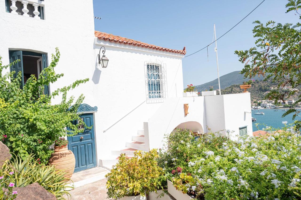 Traditional House Under The Clock Tower With Sweet View Poros Town Buitenkant foto