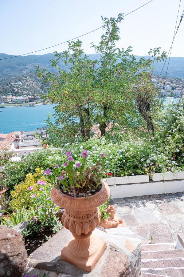 Traditional House Under The Clock Tower With Sweet View Poros Town Buitenkant foto